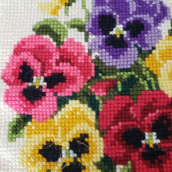 Vintage Completed Pillow Top 16x16 Needlepoint Needlework Pansy Flowers - Picture 6 of 8